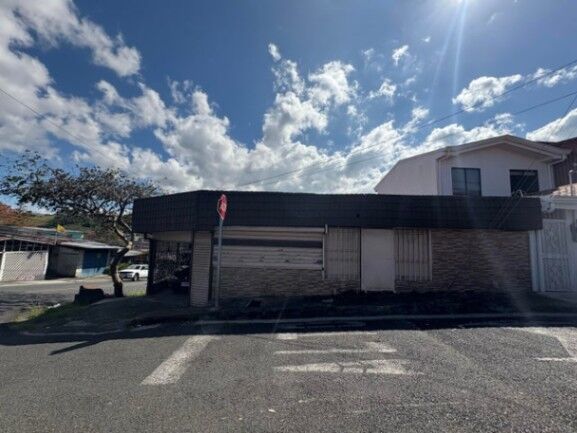 Venta de Local Comercial en Mata Redonda, San José / Mls. 26-721 OFC JB in Mata Redonda, San José — $85,000
