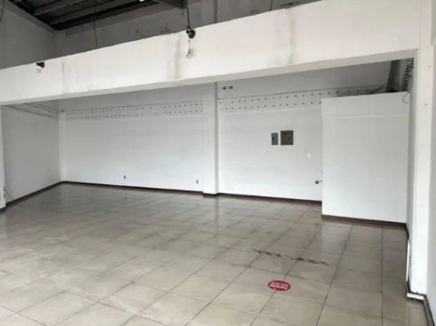 VENTA DE CENTRO COMERCIAL EN DESAMPARADOS  in Desamparados, San José — $1,500,000 - Photo 3 of 8