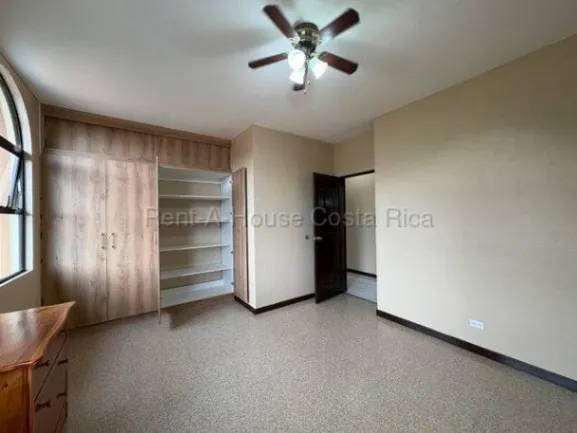 Rent | Spacious 2-bedroom apartment in the center of Escazú #27-2 GS in Escazú, San José — $955 - Photo 3 of 8