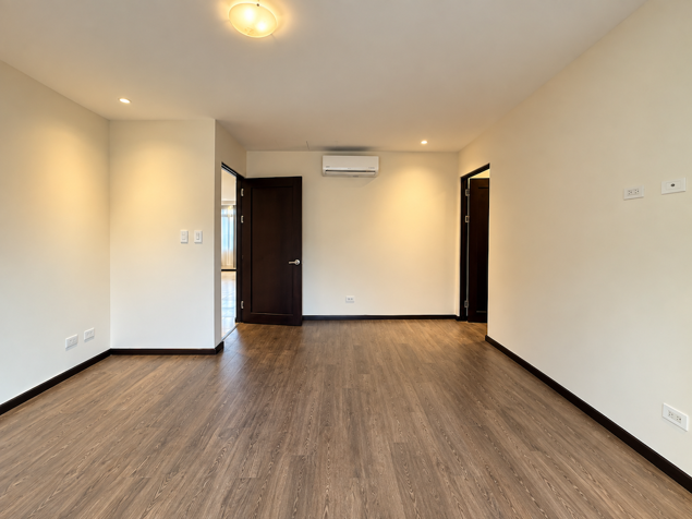2-Bedroom Apartment in Santa Ana in Santa Ana, San José — $1,400