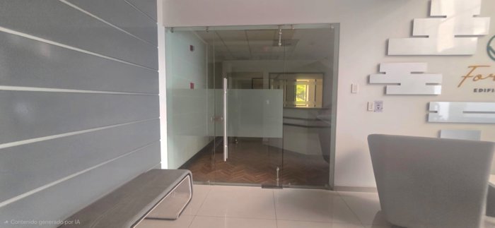 ALQUILER DE OFICINA, SAN JOSÉ, SANTA ANA, PARQUE EMPRESARIAL FORUM 1 in Santa Ana, San José — $6,852