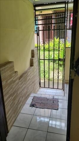 Venta de casa en Hatillo # 8. en Hatillo, San José — ₡ 29 000 000