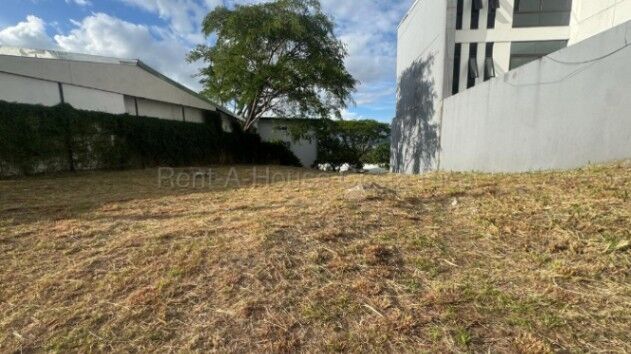 Se vende lote en Piedades Santa Ana 26-2031 in Piedades, Santa Ana, San José — $130,000