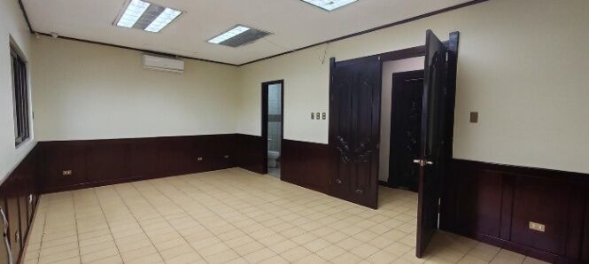 MLS-25-1608 KQ ALQUILER OFICINA MONTES DE OCA SAN JOSE in San Pedro, Montes De Oca, San José — $900