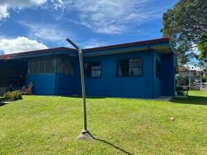 Venta de Casa en Grecia, Alajuela / Mls. 25-963 OFC JB en Puente De Piedra, Grecia, Alajuela — $382,000