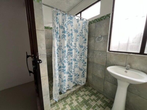 🏡 Casa en Venta en San Ramón Centro en San Ramón, Alajuela — ₡ 80 000 000