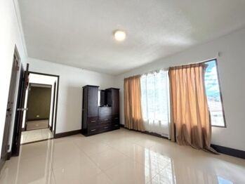 Venta de Casa en Sánchez-Curridabat. RAH 26-1154 en Sánchez, Curridabat, San José — $450,000 - Foto 5 de 15