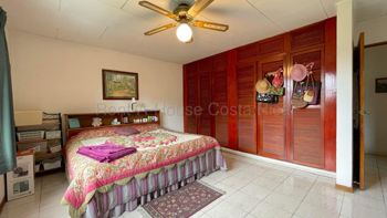 Casa con buen terrero en venta, San Rafael de Escazu in San Rafael, Escazú, San José — $275,000 - Photo 4 of 27