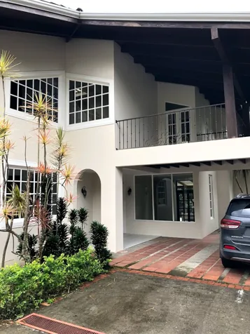Exclusiva casa, San Rafael, Montes de Oca /Alquiler c/opción de compra in San Rafael, Montes De Oca, San José — $925,000 - Photo 2 of 14