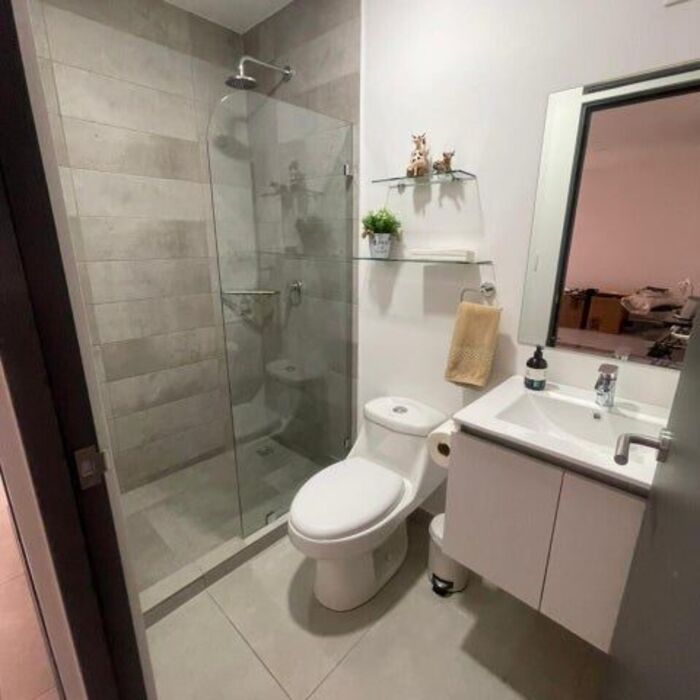 Se alquila moderno apartamento amoblado en San Francisco de Heredia 26-163 en San Francisco, Heredia — ₡ 500 000