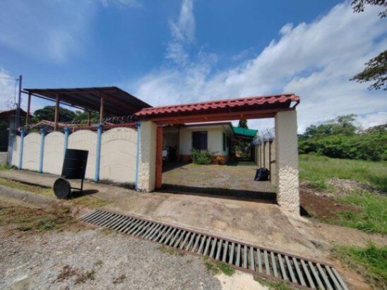 Venta de Casa en Orotina-La Ceiba. RAH 25-372 in La Ceiba, Orotina, Alajuela — $165,000