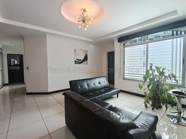 Alquiler de Casa Amoblada con Espacio Versátil en San José #27-319 GS in Catedral, San José — $1,500