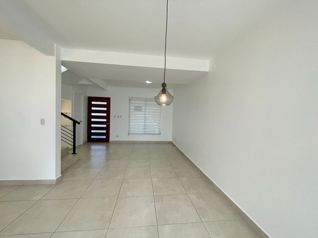 Venta de casa de dos plantas en Condominio Barlovento, segunda etapa. in Tres Ríos, La Unión, Cartago — $195,000 - Photo 5 of 16