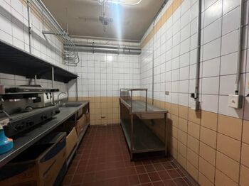 Venta edificio comercial con legado, parqueo y alto potencial #26-745 GS en Mercedes, Heredia — $1,700,000 - Foto 4 de 17