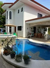 BELLÍSIMA RESIDENCIA EN JACÓ, PUNTARENAS. 