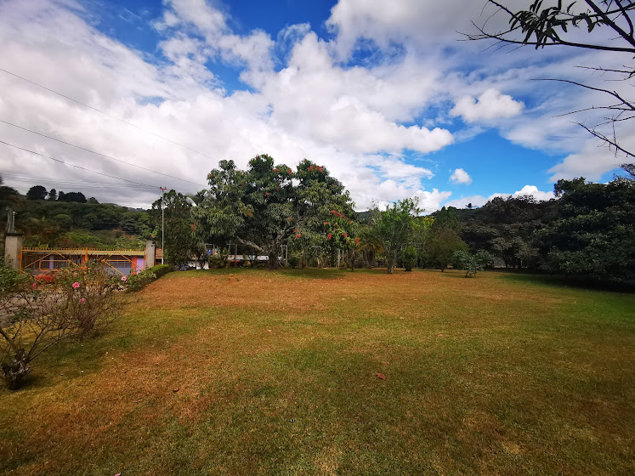 Se vende hermosa propiedad totalmente plana en Corralillo de Cartago in Corralillo, Cartago — ₡ 36 000 000