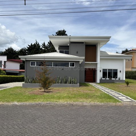 Venta de Casa en Oreamuno-San Rafael, Cartago. RAH 27-342 in San Rafael, Oreamuno, Cartago — $550,000