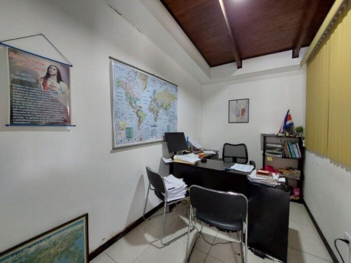 Venta de Casa en Santo Domingo, Heredia. RAH 25-1934 en Santo Tomás, Santo Domingo, Heredia — $520,000