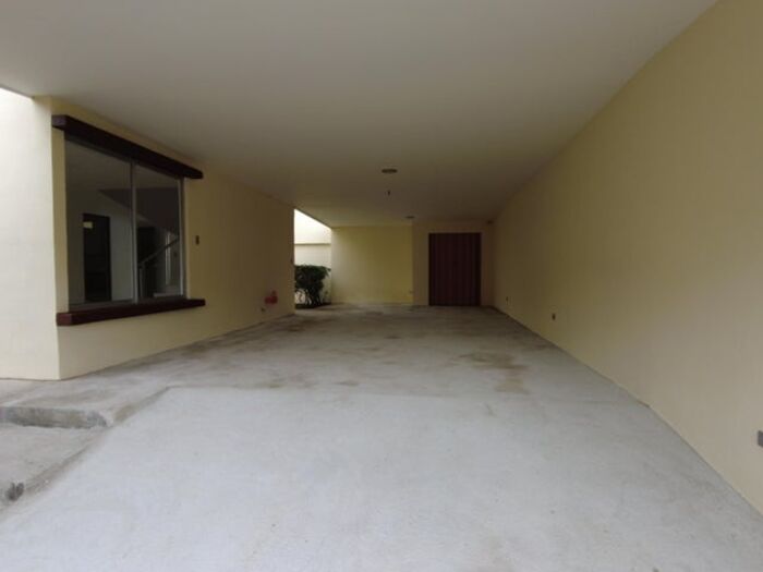 Se vende espaciosa casa con patio en Gravillas de Desamparados 25-553 en Gravilias, Desamparados, San José — ₡ 135 000 000