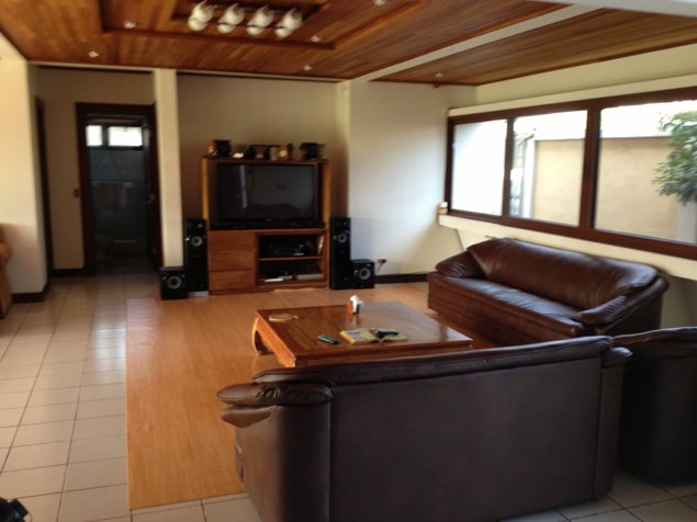 CASA ESCAZU LAURELES Cod RA in San Rafael, Escazú, San José — $700,000