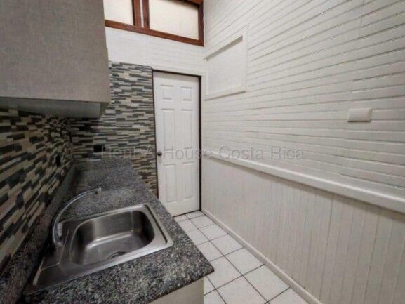 MLS-26-1719 ALQUILER APARTAMENTO MERCED SAN JOSE in Merced, San José — ₡ 300 000