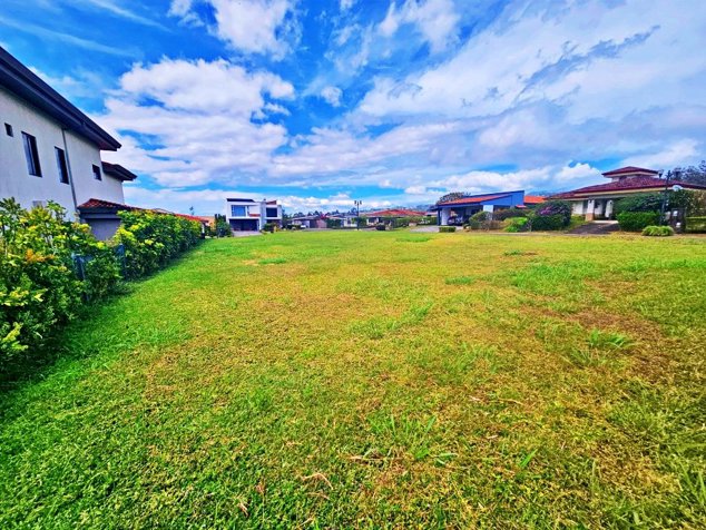 Se vende terreno premium en exclusivo condominio de Heredia in San Isidro, Heredia — $265,000 - Photo 2 of 14
