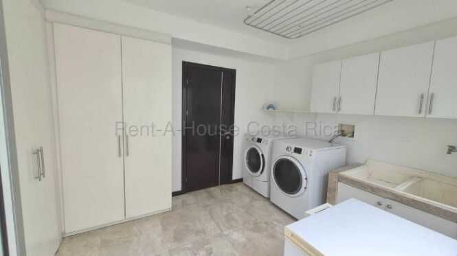 Venta de Casa en Santa Ana-Piedades. RAH 26-2116 en Piedades, Santa Ana, San José — $450,000