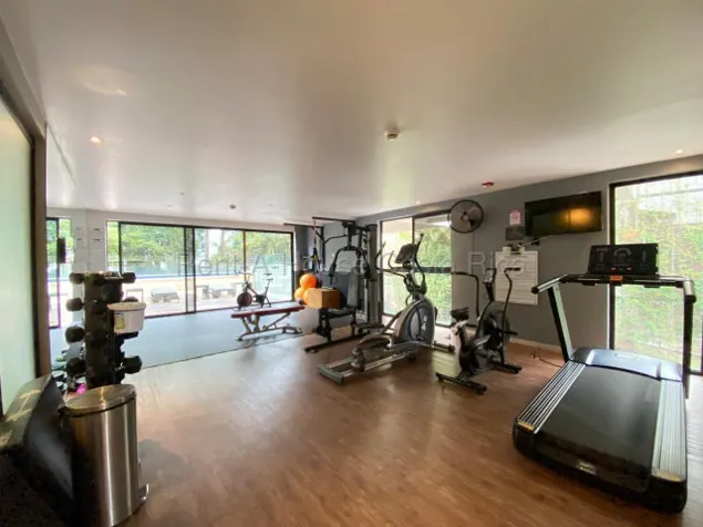 Venta de Apartamento AMUEBLADO en Santa Ana. RAH 27-583 en Santa Ana, San José — $160,000 - Foto 2 de 6