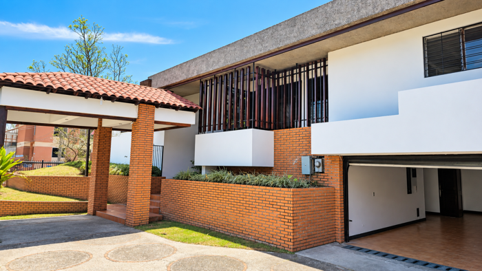 Casa en Alquiler en San José, Rohrmoser. Uso Mixto. PVV10460989 in Pavas, San José — $8,000