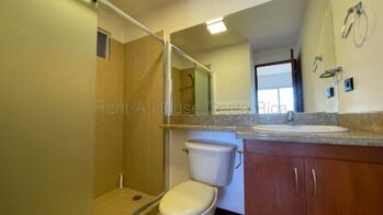 Alquiler de Apartamento en Escazú-San Rafael. RAH 26-1616 en San Rafael, Escazú, San José — $1,300 - Foto 5 de 16