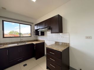 APARTAMENTO EN ALQUILER EN CONDOMINIO LA FLORESTA, TRES RÍOS en Tres Ríos, La Unión, Cartago — 650 000 ₡ - Foto 5 de 11