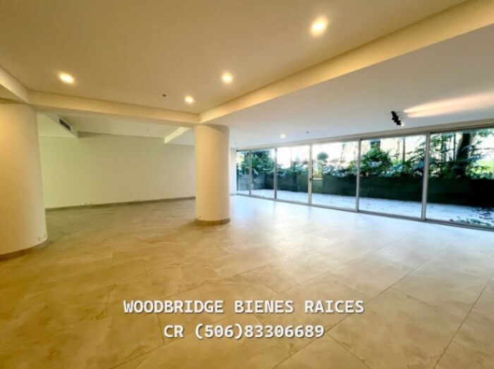 Escazú condominio de lujo en alquiler $6.000 en Central Park in San Rafael, Escazú, San José — $6,000