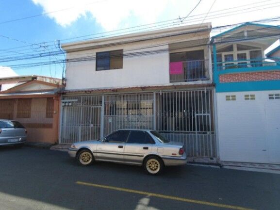 MLS-25-1000 KQ VENTA EDIFICIO CON 3 APARTAMENTOS SAN FRANCISCO HEREDIA CONTACTENOS AL # 88987222 in San Francisco, Heredia — ₡ 117 000 000
