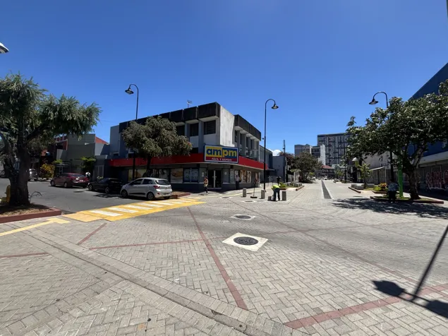 ALQUILER LOCAL COMERCIAL DE 278.32 m², BO LA CALIFORNIA, SAN JOSÉ en Catedral, San José — $3,600 - Foto 2 de 11