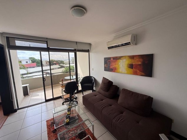 Apartamento en Avalon Country Club, Santa Ana – 1 Habitación in Santa Ana, San José — $1,000 - Photo 2 of 23