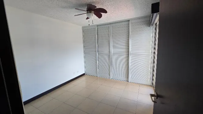 En venta apartamento en el Condominio 9-10, dentro del reconocido Concasa en San Rafael, Alajuela — ₡ 51 900 000 - Foto 3 de 10