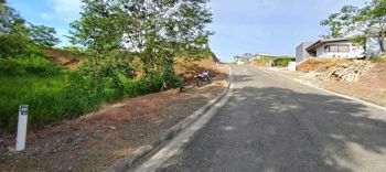 Lote de 496m2 caminando a Playa Pitahaya en Condominio Costa Dorada en Cuajiniquil, Santa Cruz, Guanacaste — $77,000 - Foto 3 de 5