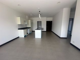 VENTA DE APARTAMENTO, SANTA ANA, POZOS, CONDOMINIO URBAN FLATS in Pozos, Santa Ana, San José — $220,000 - Photo 2 of 18