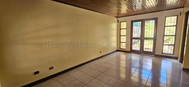 Venta de Propiedad en El Centro de Paraíso de Cartago. RAH 26-1845 USO COMERCIAL in Paraíso, Cartago — $140,425 - Photo 2 of 12