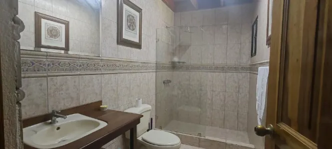MLS-26-1029 KQ VENTA CASA SAN RAFAEL HEREDIA CONTACTENOS AL # 88987222 in San Rafael, Heredia — $650,000 - Photo 2 of 10