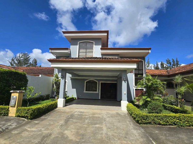Venta de Casa de Lujo en Condominio, Cartago San Isidro in San Isidro, El Guarco, Cartago — $490,000
