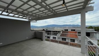 Alquiler de Casa en San Rafael de Escazú. RAH 25-1972 en San Rafael, Escazú, San José — $3,950 - Foto 5 de 16
