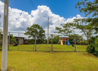 Lote en Condominio Privado en La Garita: Listo para Construir - Foto 2 de 3