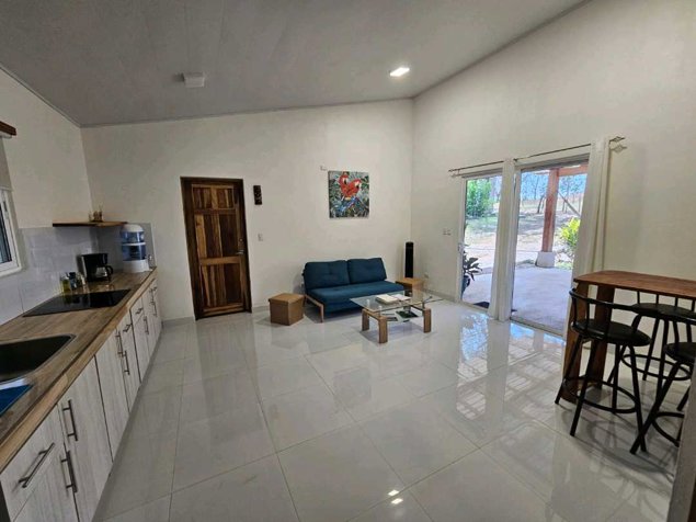Beautiful Casita 700 m to Marbella surf break 2825 m2 lot en Cuajiniquil, Santa Cruz, Guanacaste — $250,000 - Foto 3 de 12