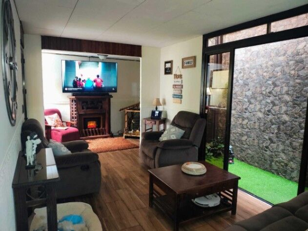 Venta Casa en S. Luis de S. Domingo de Heredia 26-1234 en Paracito, Santo Domingo, Heredia — $280,000