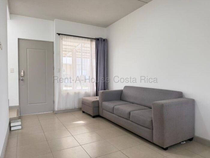 Casa en venta en Condominio Akai, en Ciruelas de Alajuela en San Antonio, Alajuela — ₡ 60 000 000