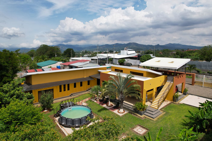 Casa Moderna amueblada a solo 5 minutos del centro de Grecia in Grecia, Alajuela — $450,000