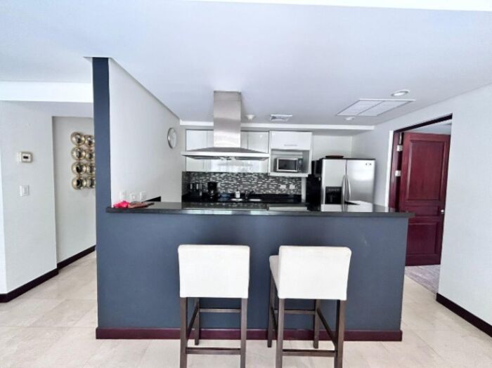 Alquiler de Apartamento en San Rafael de Escazú. RAH 25-1804 in San Rafael, Escazú, San José — $1,600
