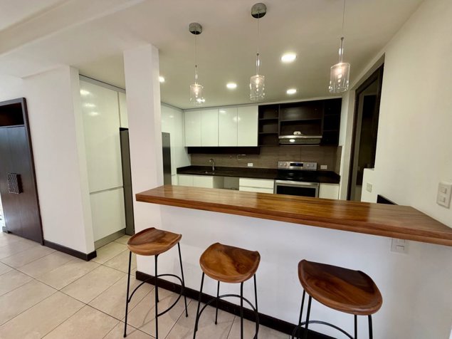 Condominio Andros en San Rafael, Escazú, San José — $240,000