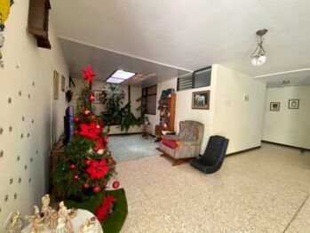 Se vende propiedad con uso mixto en San Pedro San José 24-174 in San Pedro, Montes De Oca, San José — $275,000 - Photo 4 of 20